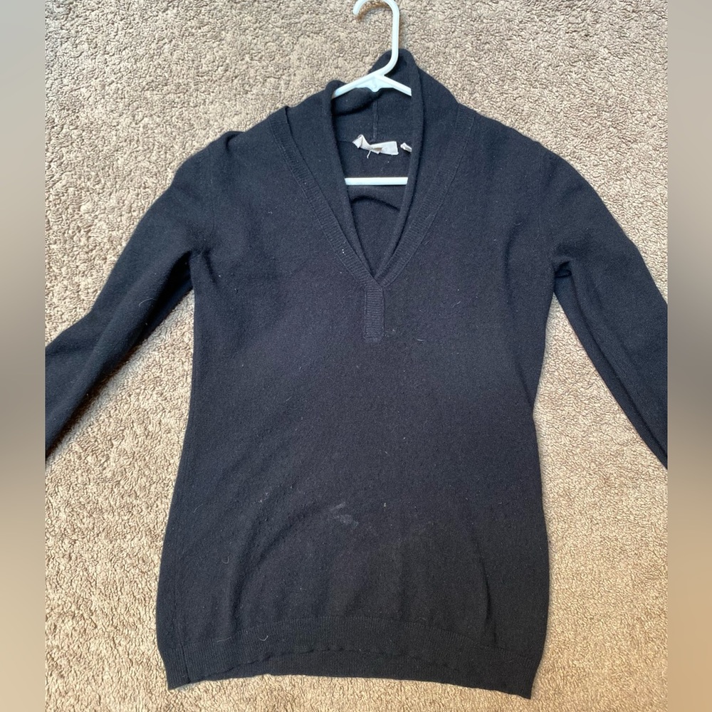 INHABIT women’s sweater